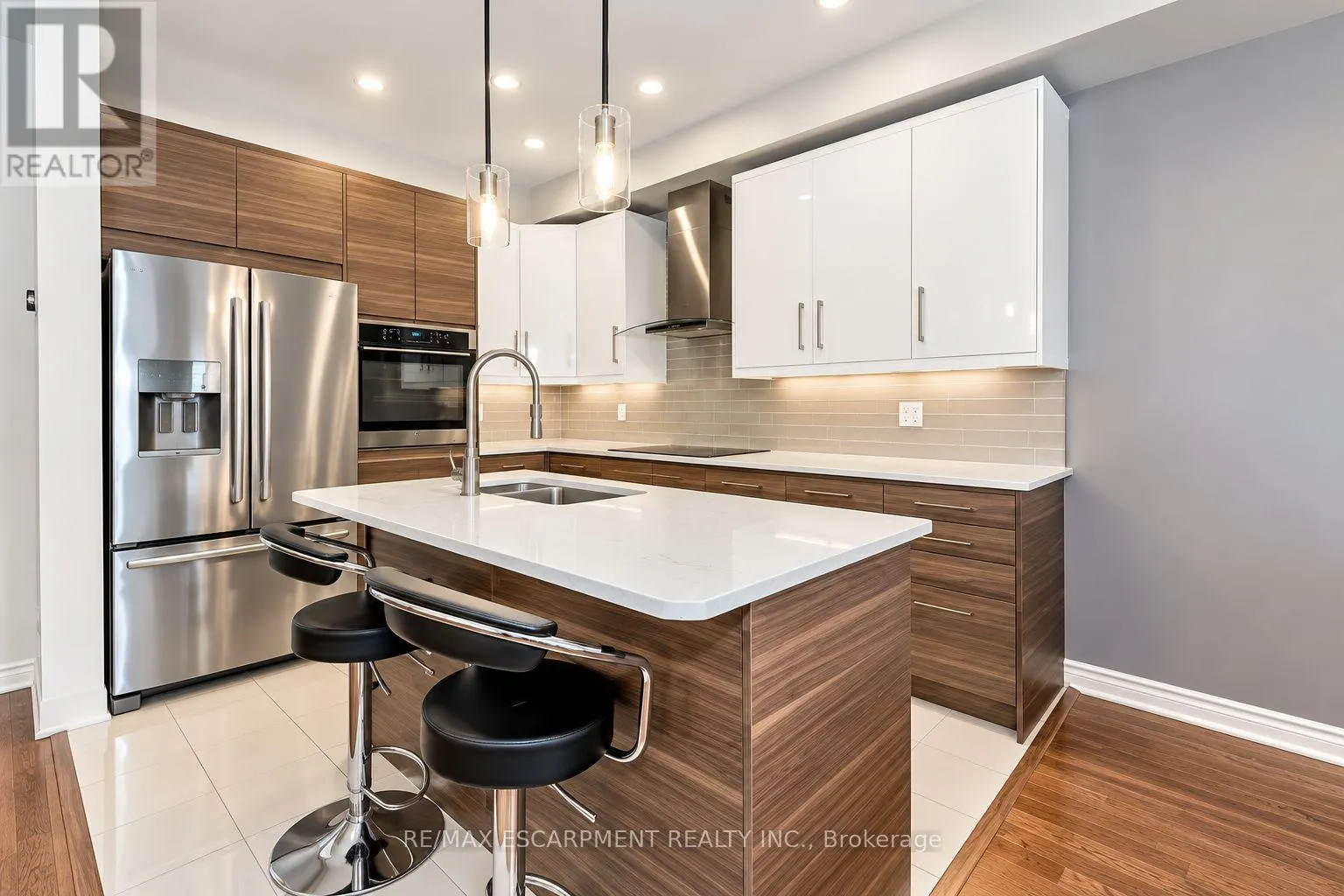 5321 APPLEGARTH DRIVE