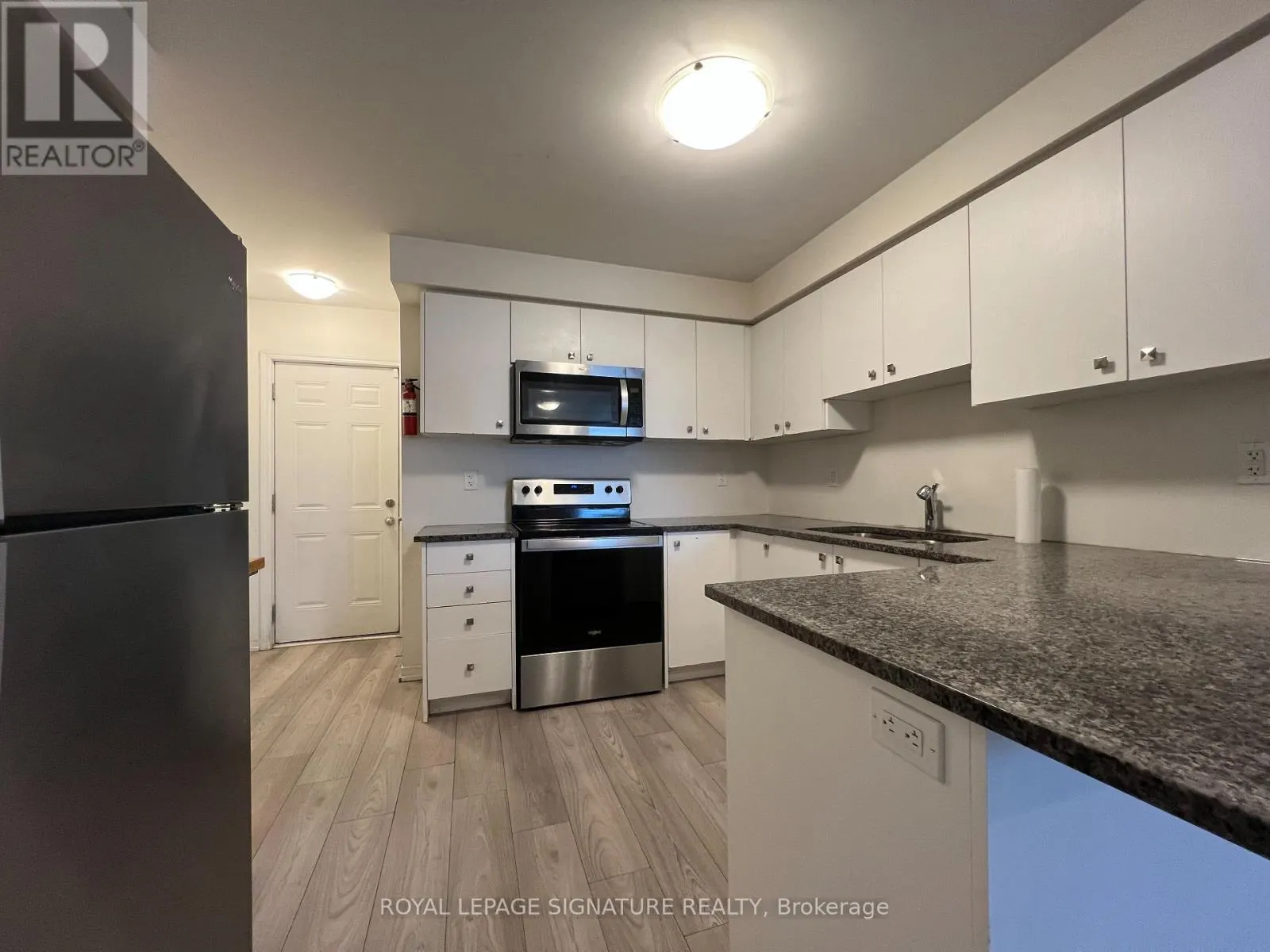 4 - 24 HUMBERWOOD BOULEVARD