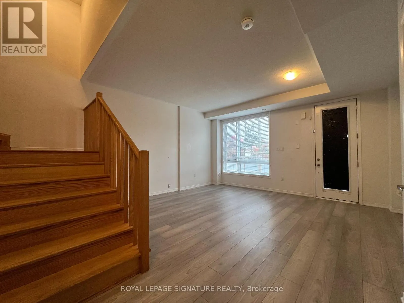 4 - 24 HUMBERWOOD BOULEVARD