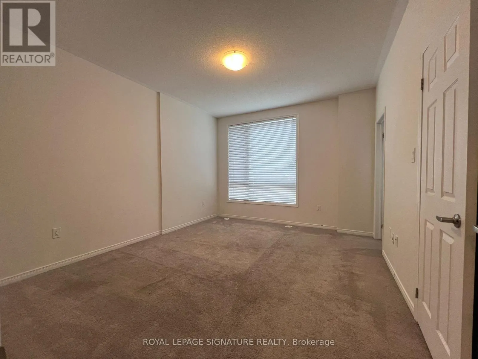4 - 24 HUMBERWOOD BOULEVARD