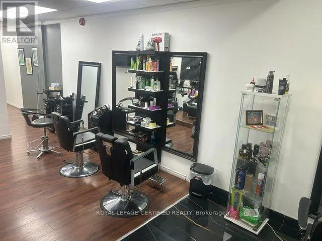 5 - 101 MAIN STREET N