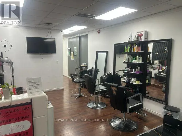 5 - 101 MAIN STREET N