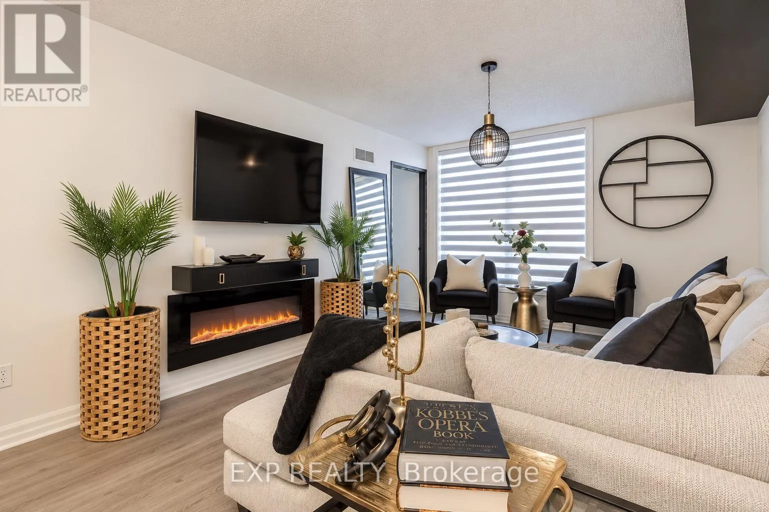 1407 - 3 HICKORY TREE ROAD