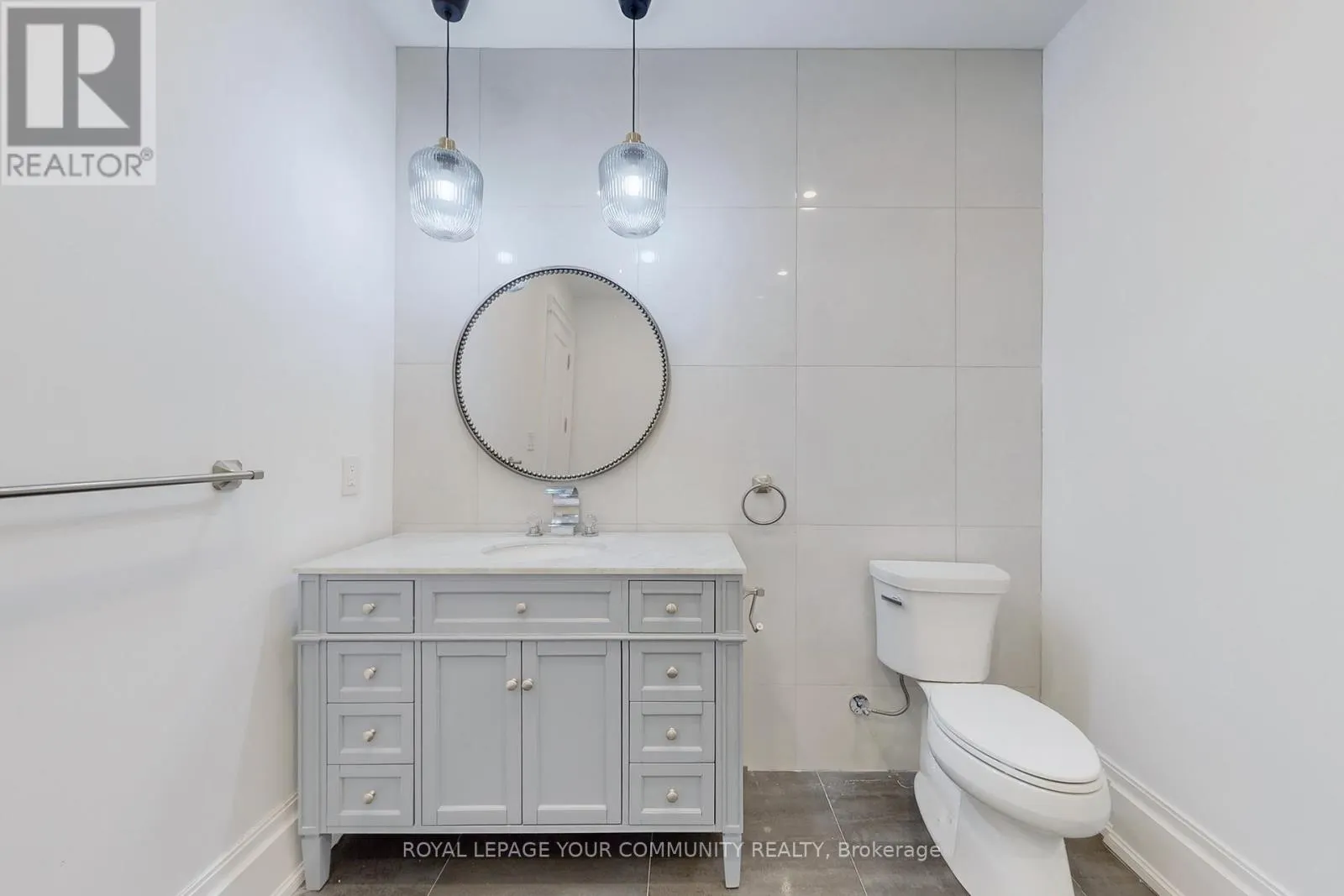 1427 LAKESHORE ROAD W