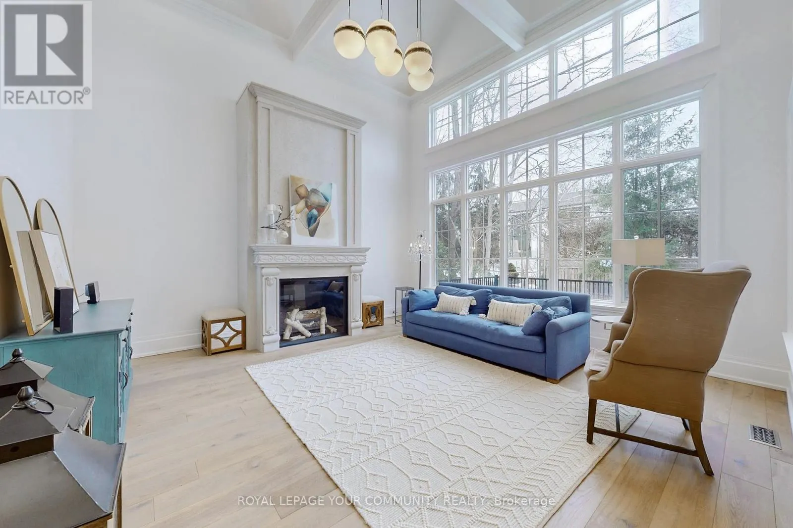 1427 LAKESHORE ROAD W