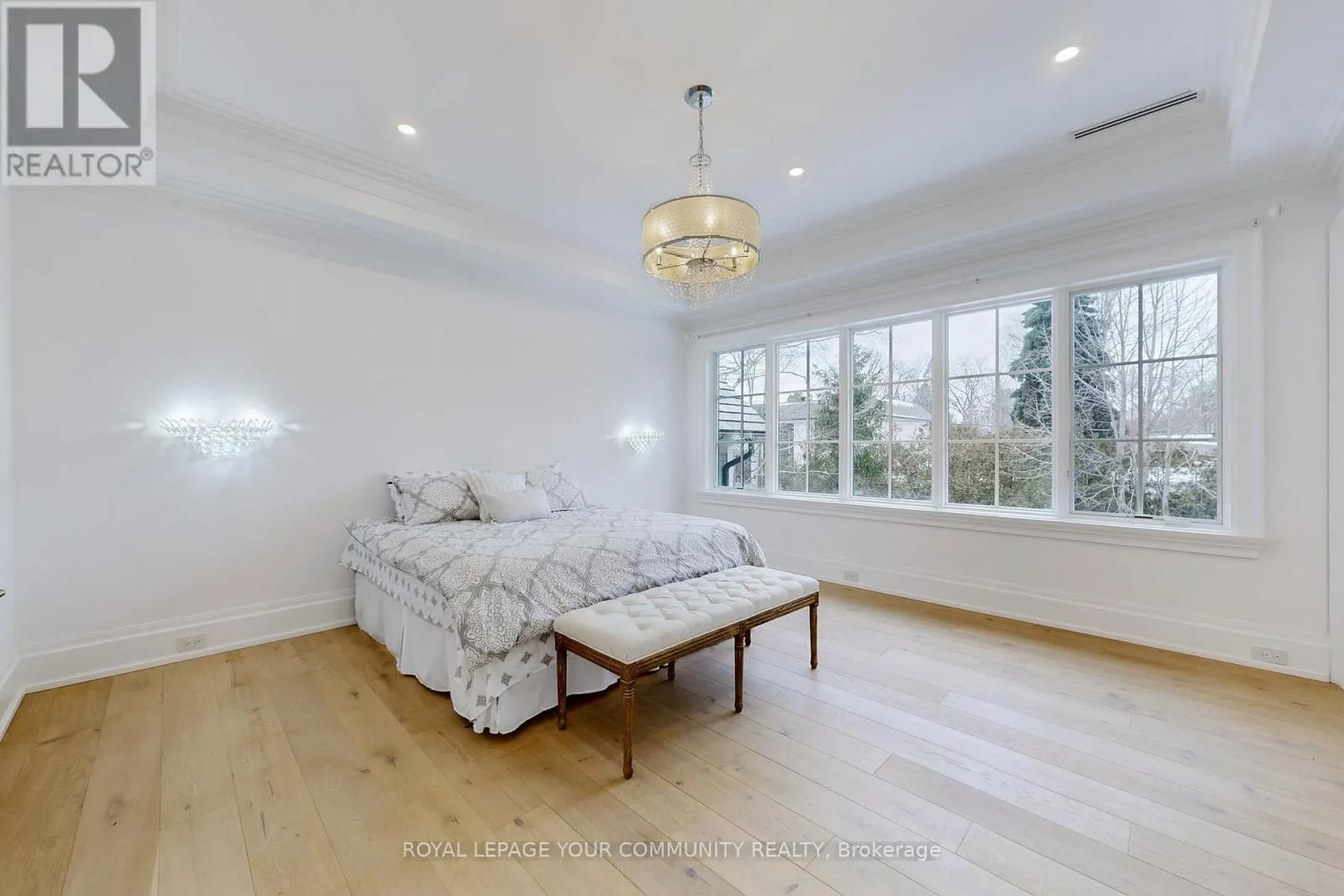 1427 LAKESHORE ROAD W
