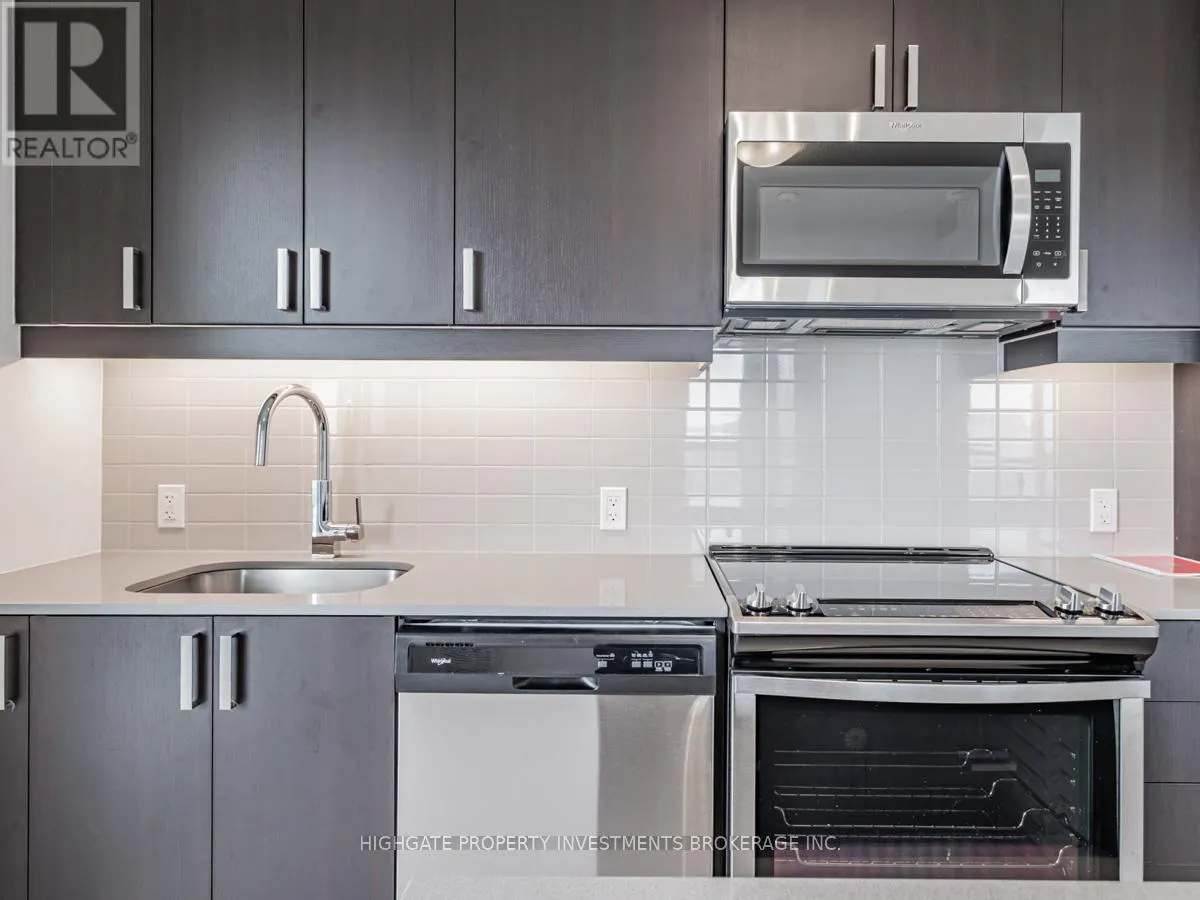 1601 - 8 NAHANI WAY