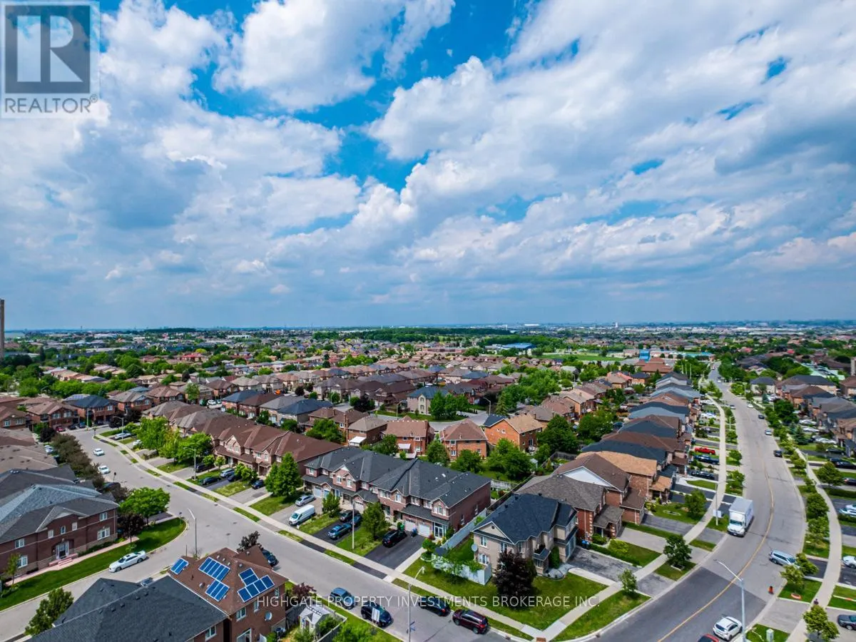 1601 - 8 NAHANI WAY