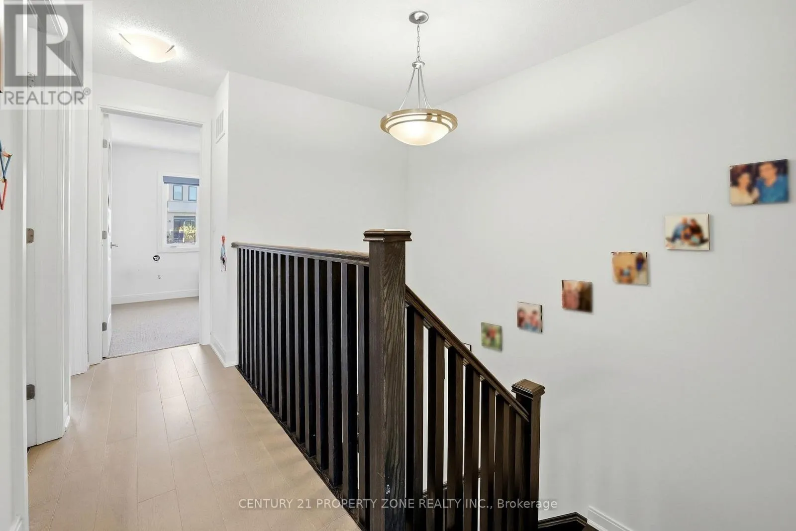 100 PEARMAN CRESCENT