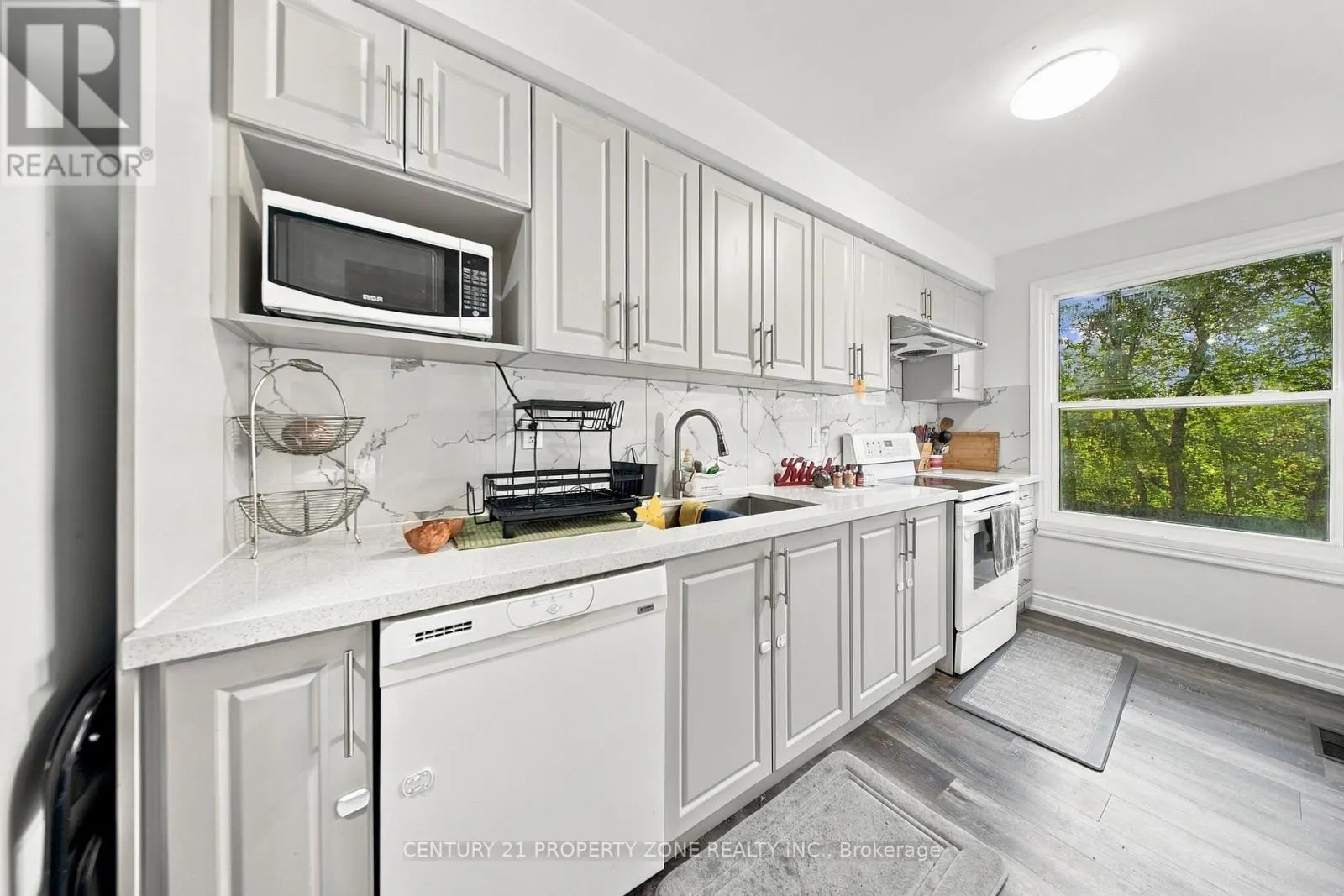 38 EDEN PARK