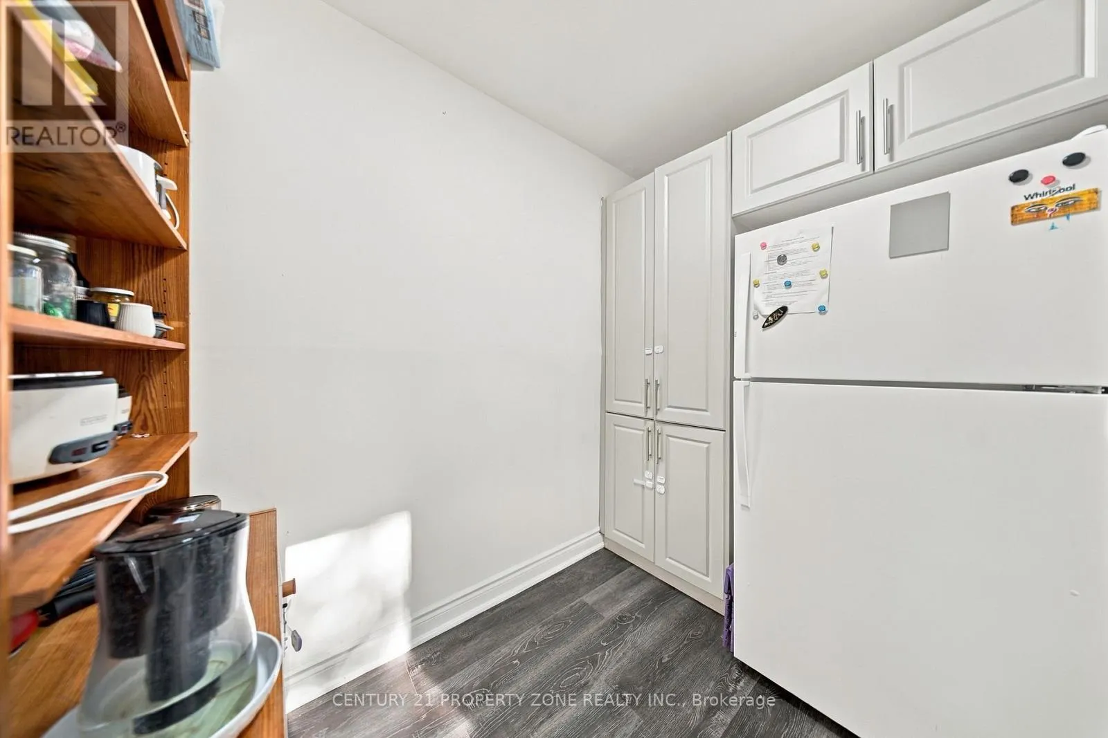 38 EDEN PARK