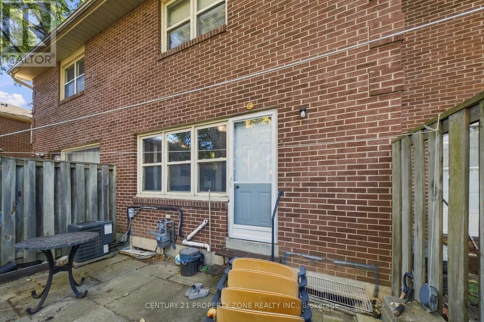 38 EDEN PARK
