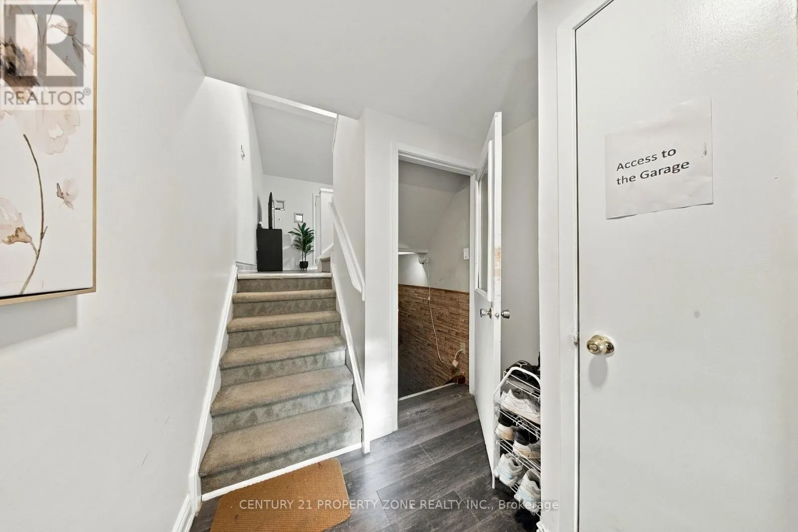 38 EDEN PARK
