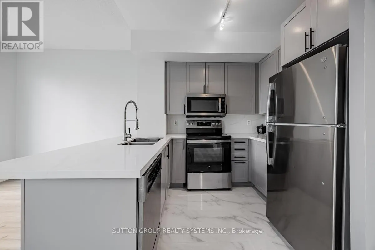 505 - 3939 DUKE OF YORK BOULEVARD