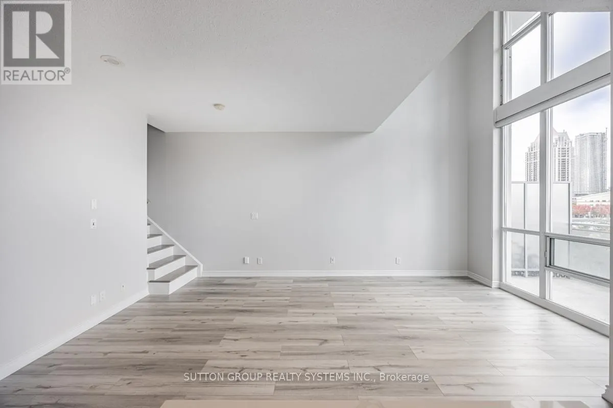 505 - 3939 DUKE OF YORK BOULEVARD