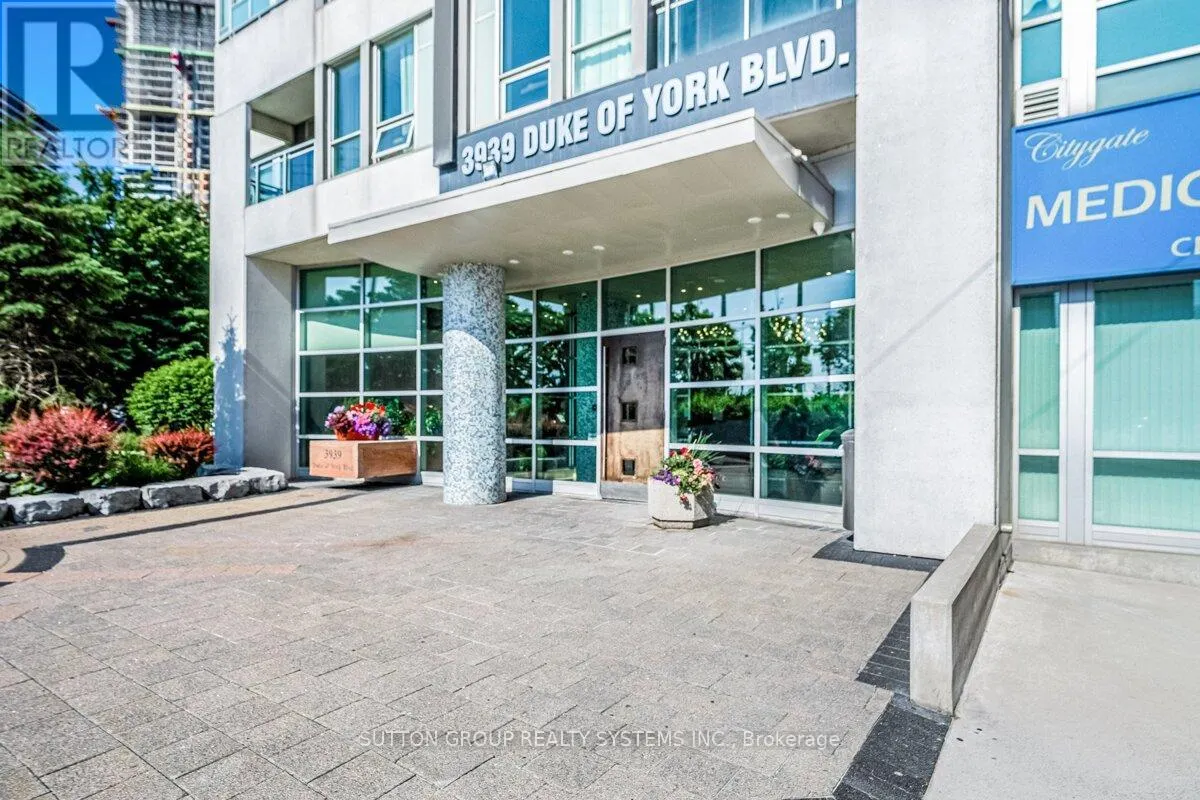 505 - 3939 DUKE OF YORK BOULEVARD