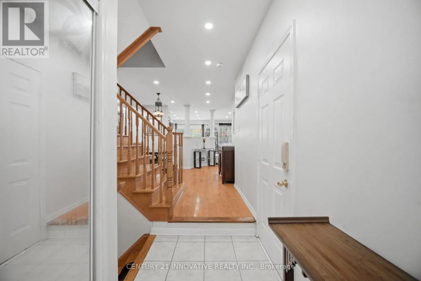 838 MCKAY CRESCENT