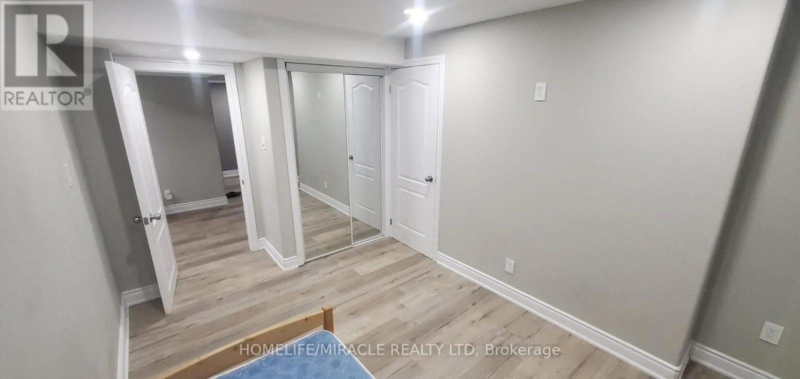 BASEMENT - 12 BERESFORD CRESCENT