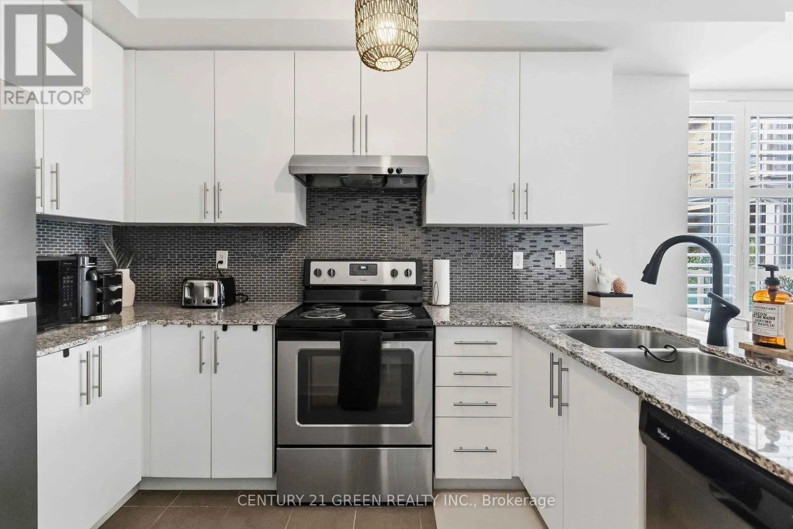 43 - 180 HOWDEN BOULEVARD