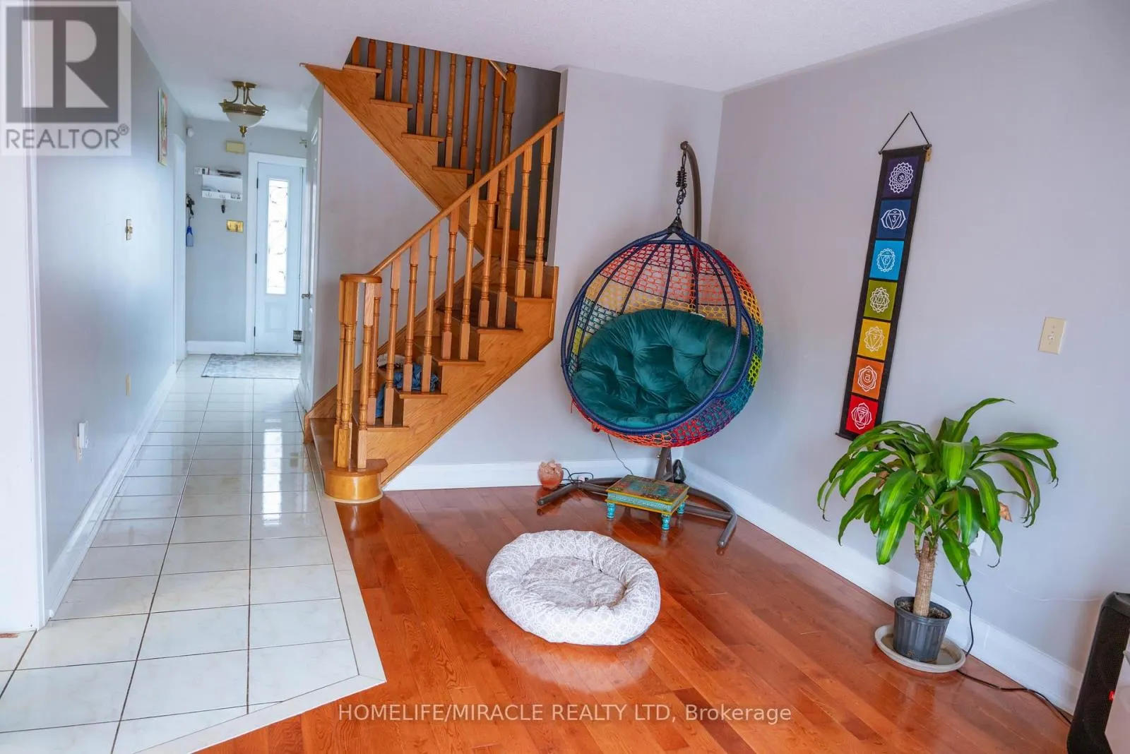 52 CREDITSTONE ROAD