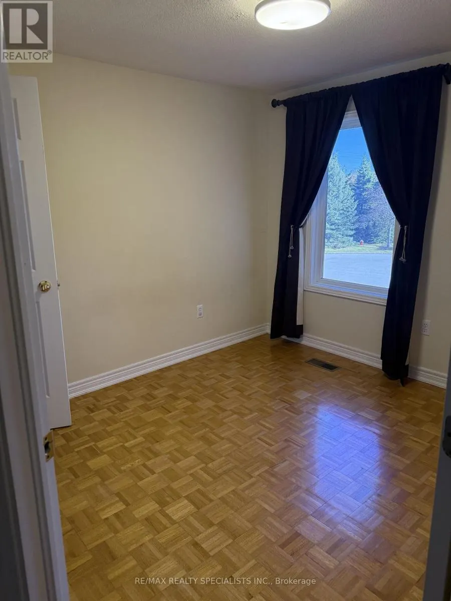 MAIN & 2ND - 2535 RAGLAN COURT