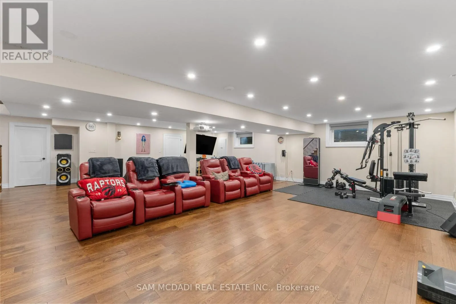 834 EDISTEL CRESCENT