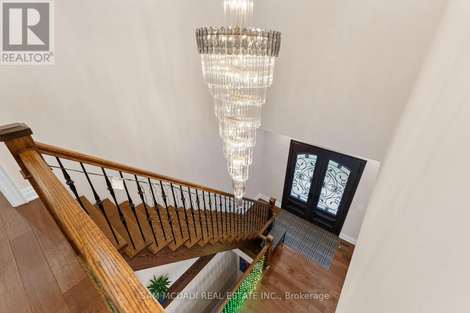834 EDISTEL CRESCENT