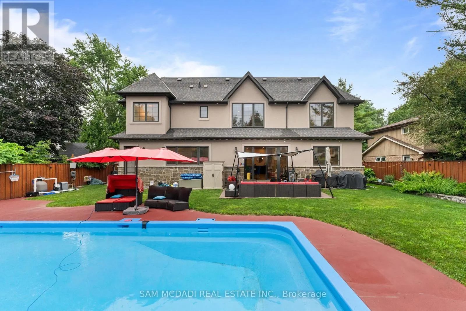 834 EDISTEL CRESCENT