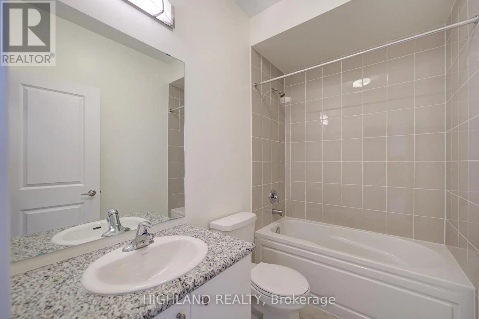 1164 DARTMOUTH CRESCENT