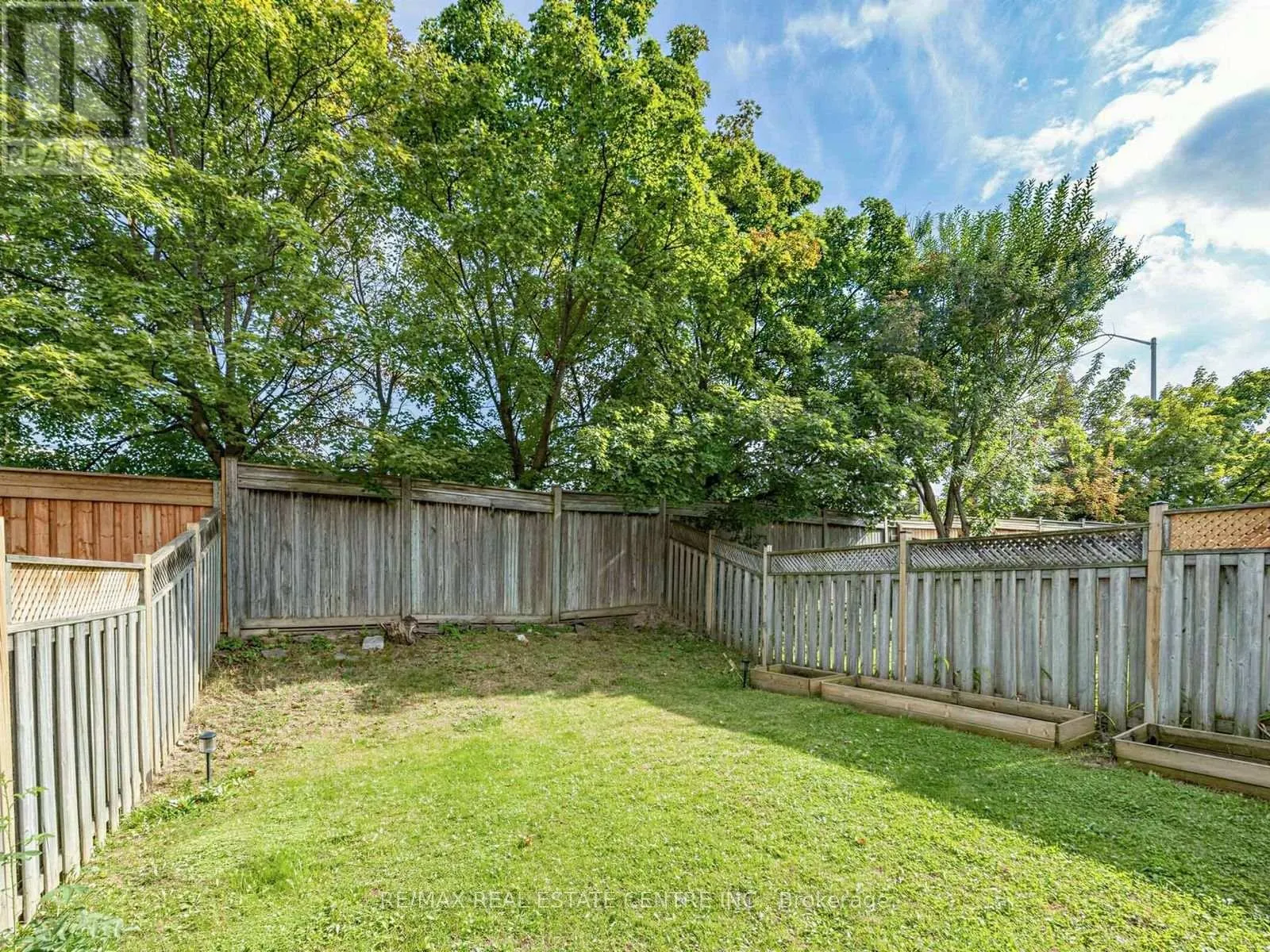 3042 PENDLETON ROAD