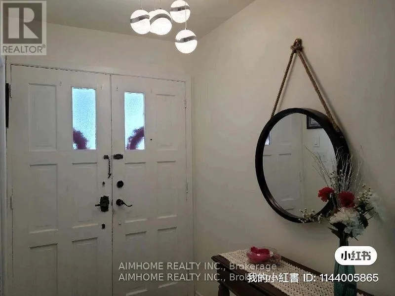 #1 - 68 CLAVER AVENUE