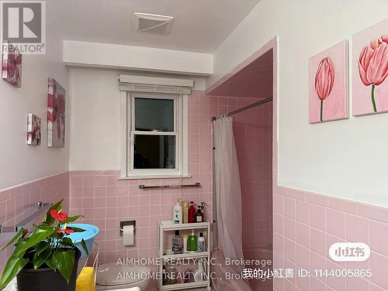 #1 - 68 CLAVER AVENUE