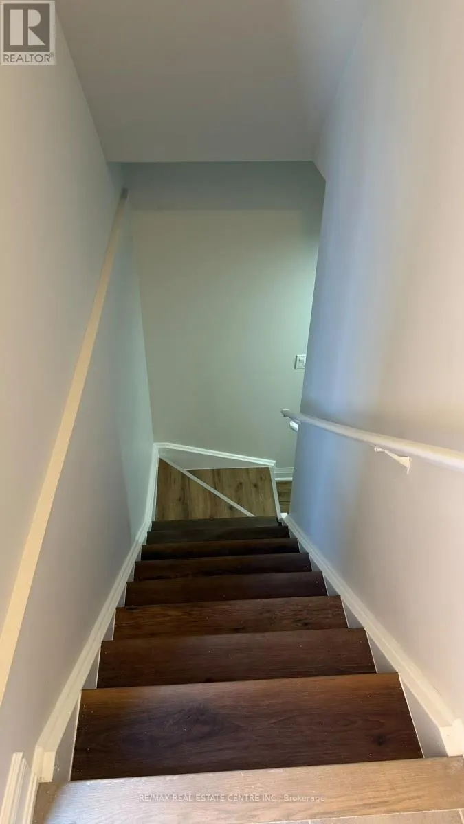18 GLADMARY DRIVE