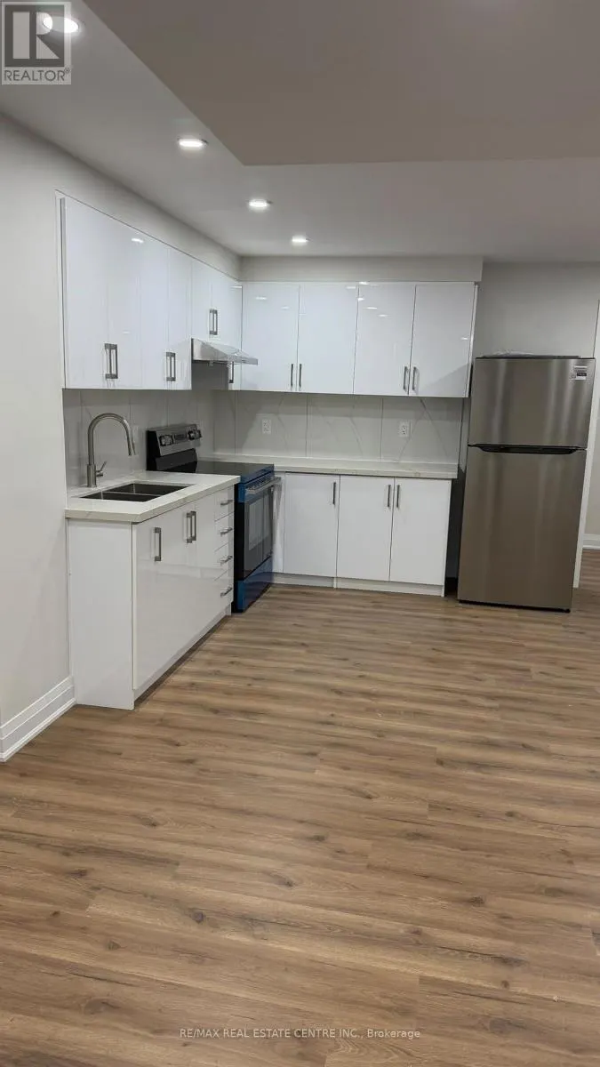 18 GLADMARY DRIVE