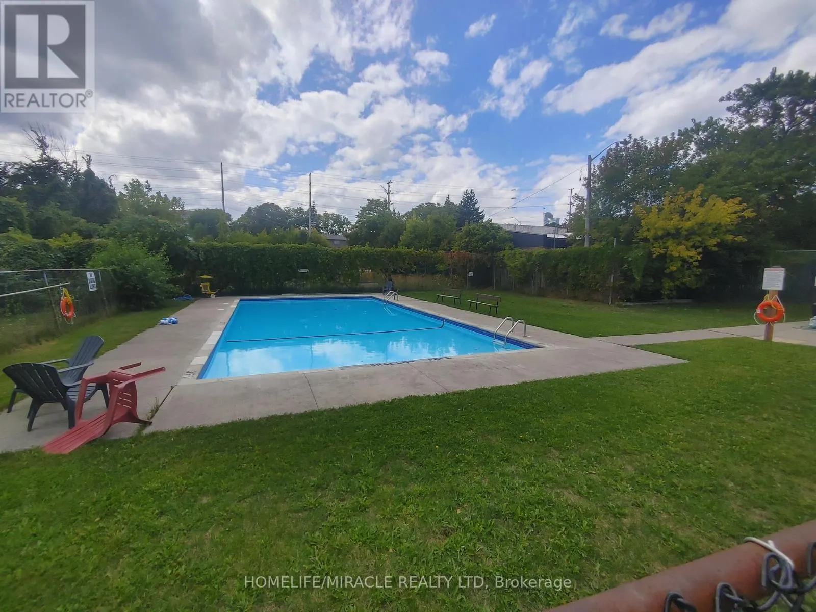 124 - 180 MISSISSAUGA VALLEY BOULEVARD
