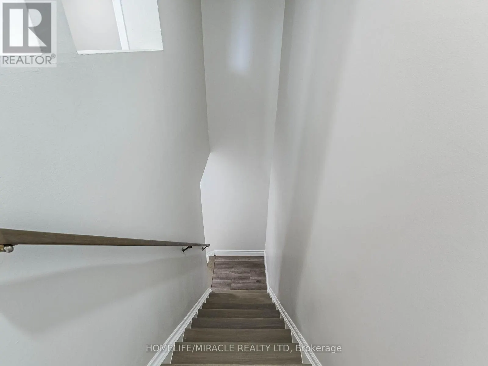 124 - 180 MISSISSAUGA VALLEY BOULEVARD