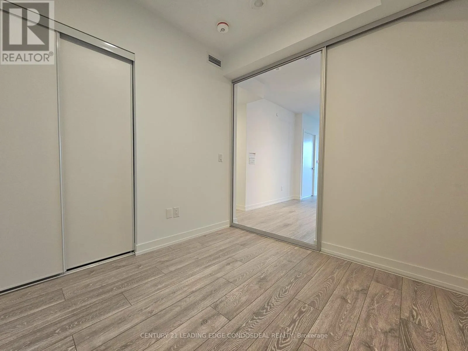 1137 - 1100 SHEPPARD AVENUE W