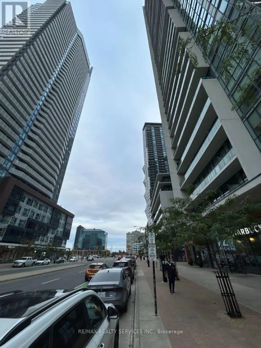 4005 - 4070 CONFEDERATION PARKWAY
