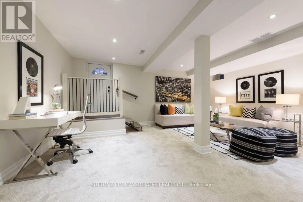 71 KERSDALE AVENUE