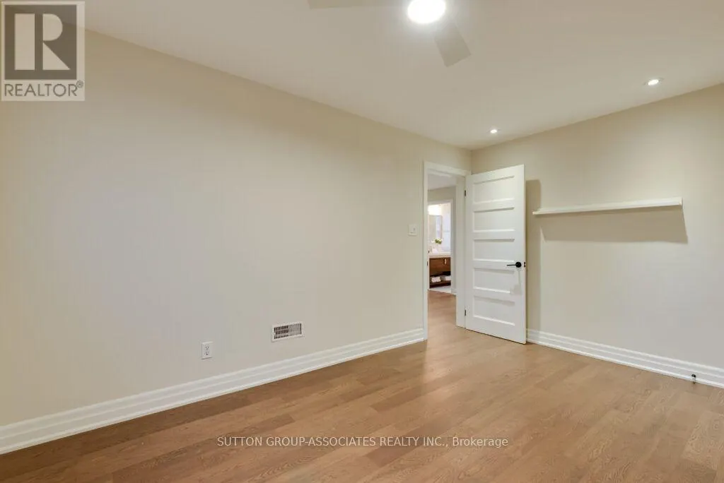 71 KERSDALE AVENUE