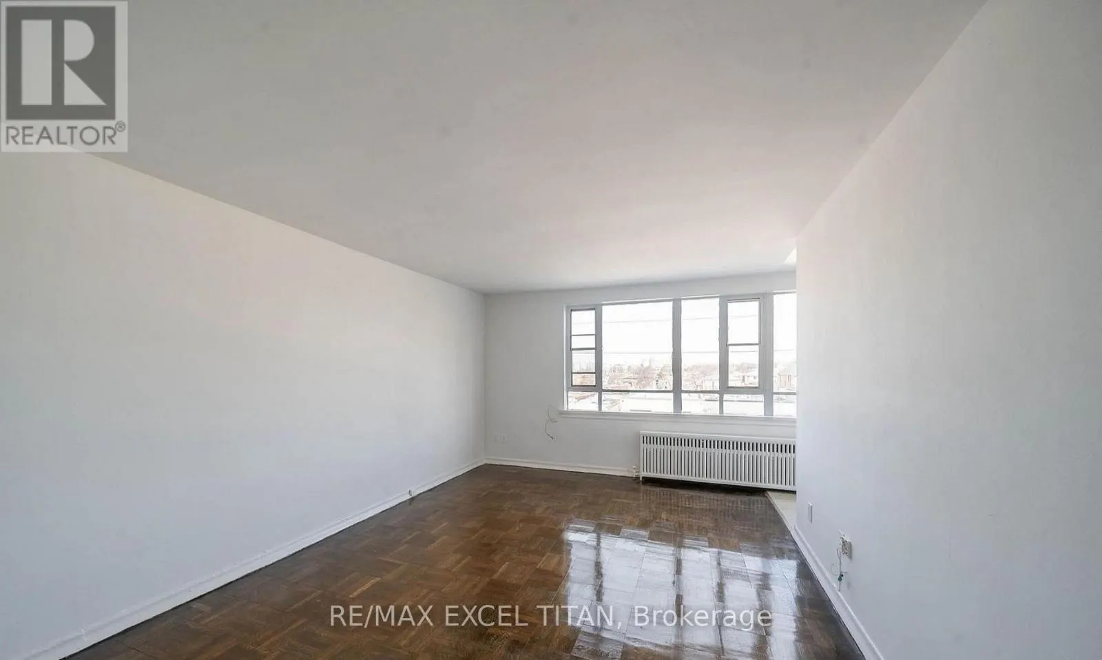 G4 - 2505 EGLINTON AVENUE W