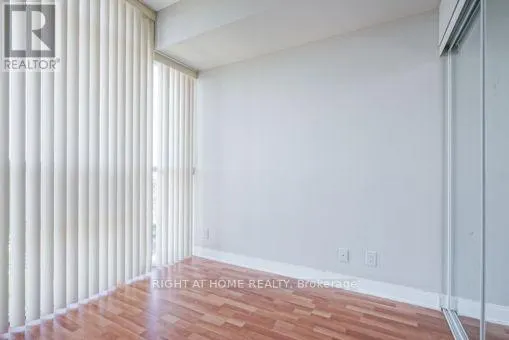 2009 - 80 ABSOLUTE AVENUE