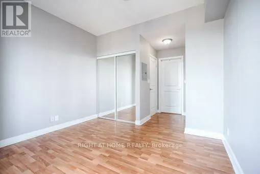 2009 - 80 ABSOLUTE AVENUE
