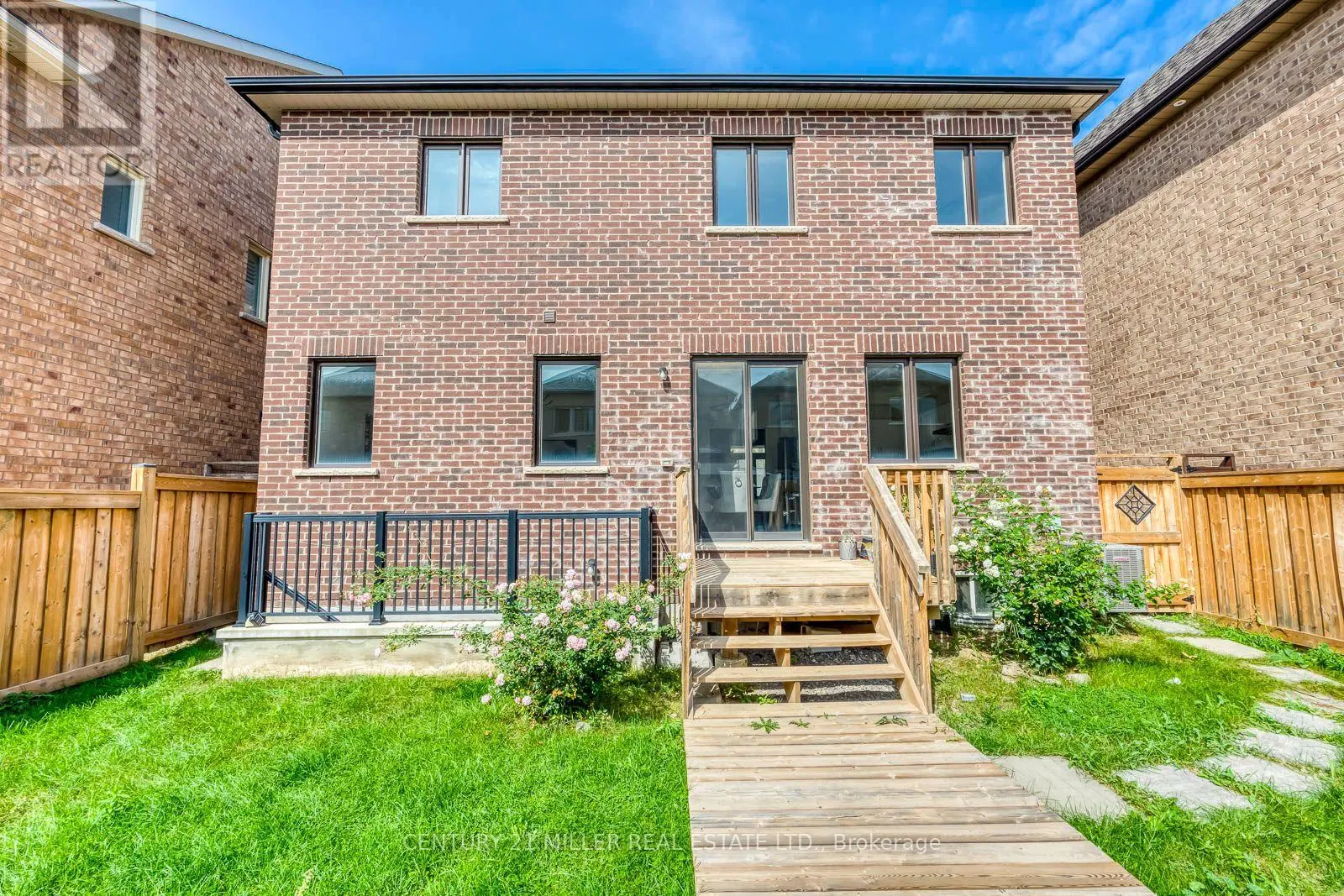 82 MERLIN STREET