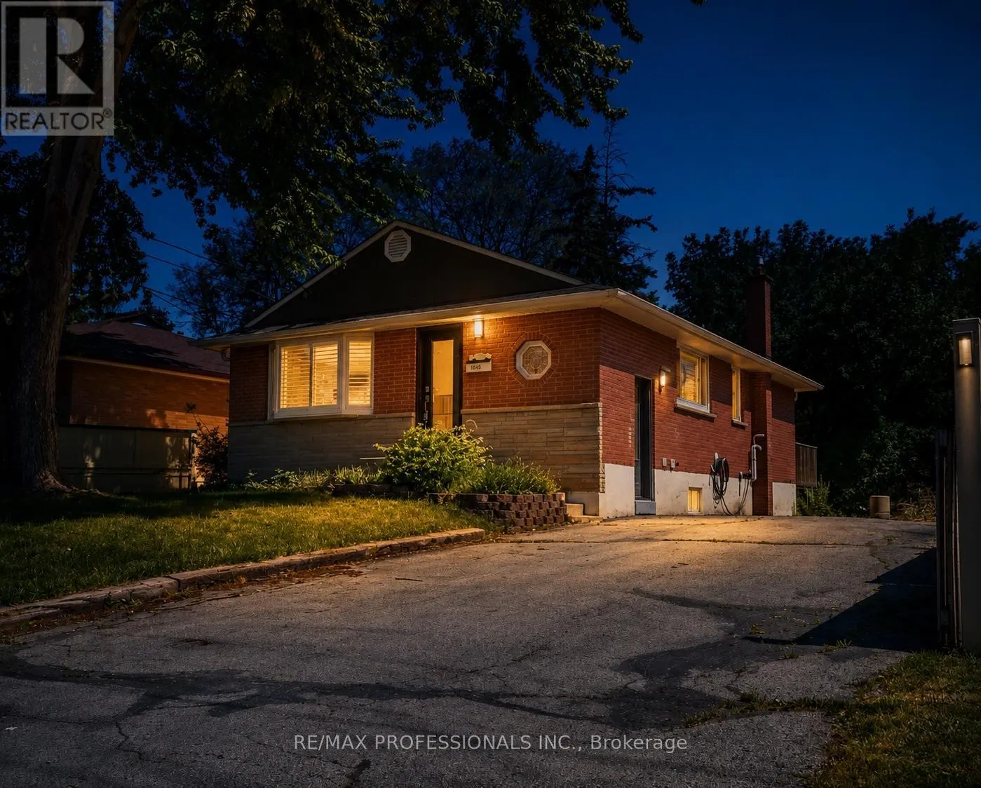 BSMT - 1327 ROYAL DRIVE