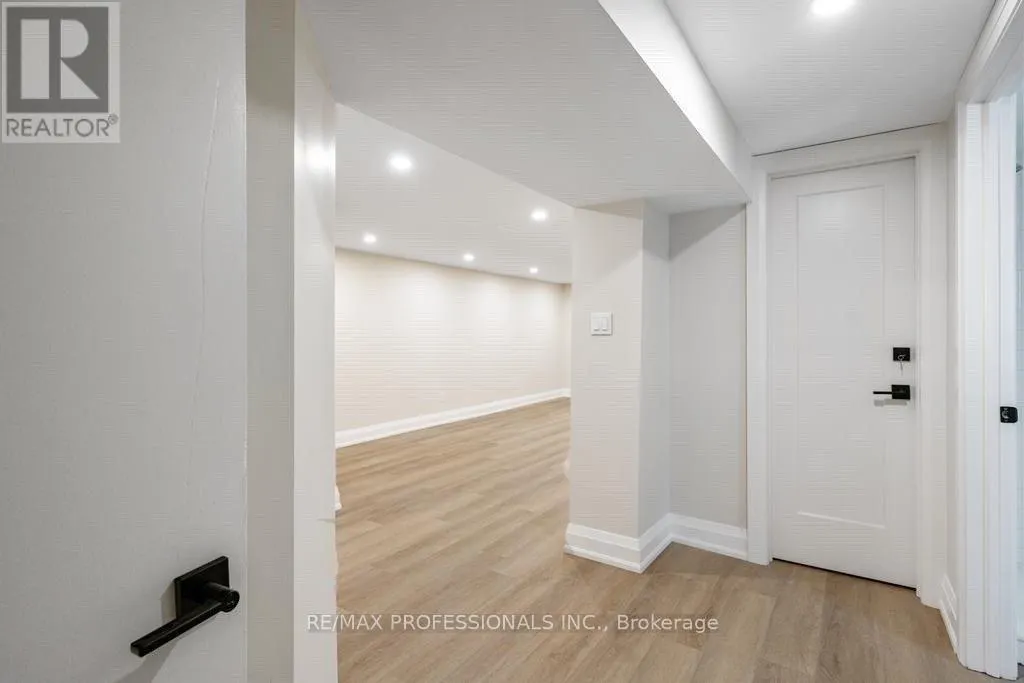 BSMT - 1327 ROYAL DRIVE