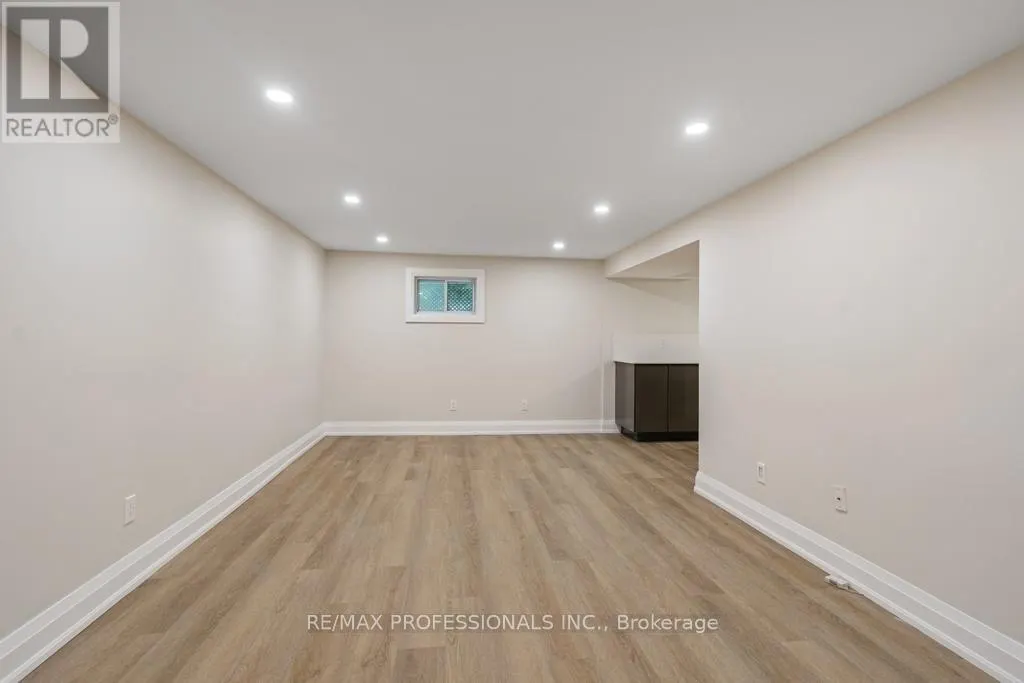 BSMT - 1327 ROYAL DRIVE