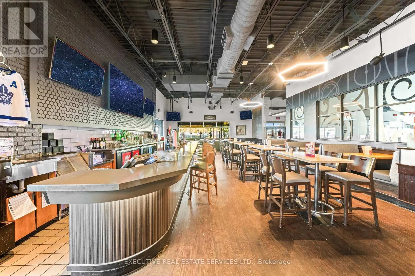 3120 SOUTH SERVICE ROAD