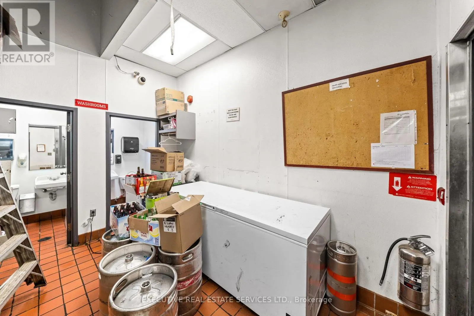 3120 SOUTH SERVICE ROAD
