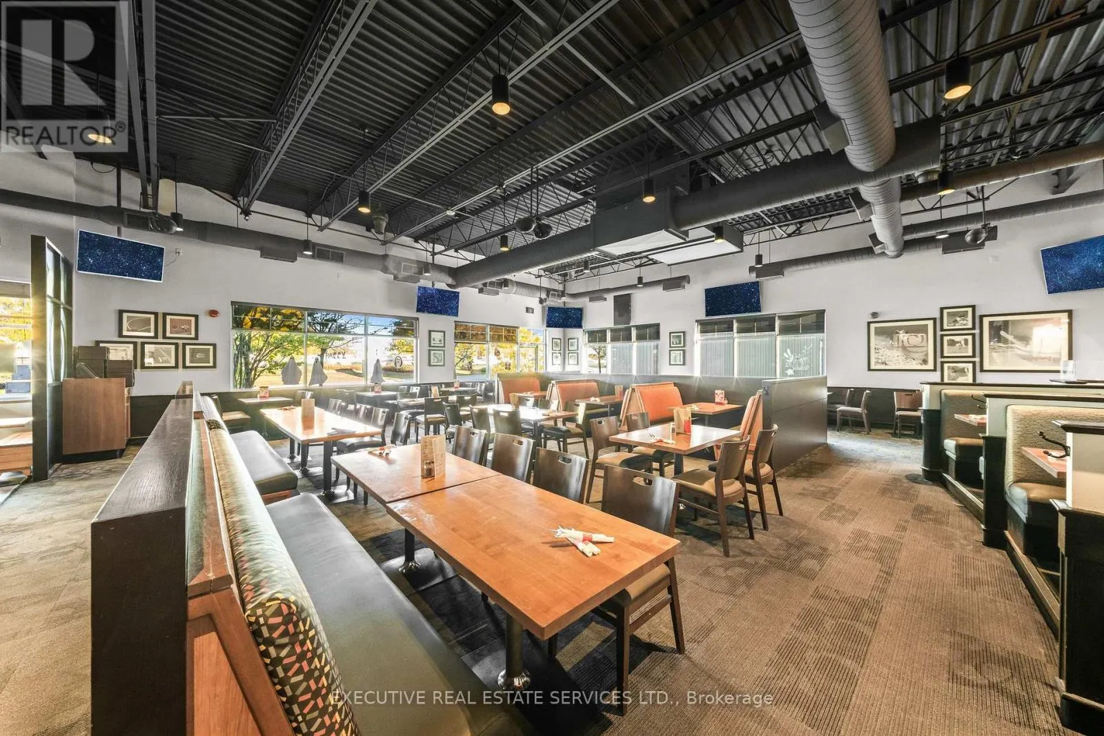3120 SOUTH SERVICE ROAD